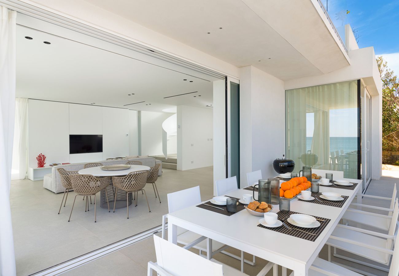 Villa a Noto - Villa di lusso con piscina fronte mare a Lido di Noto