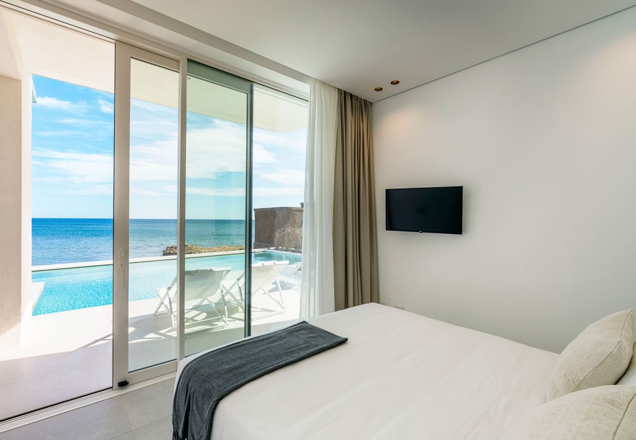 Villa a Noto - Villa di lusso con piscina fronte mare a Lido di Noto