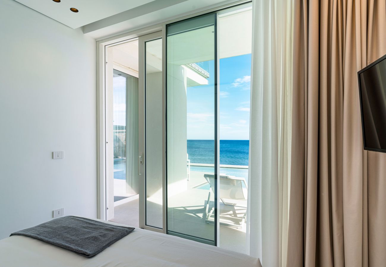 Villa a Noto - Villa di lusso con piscina fronte mare a Lido di Noto