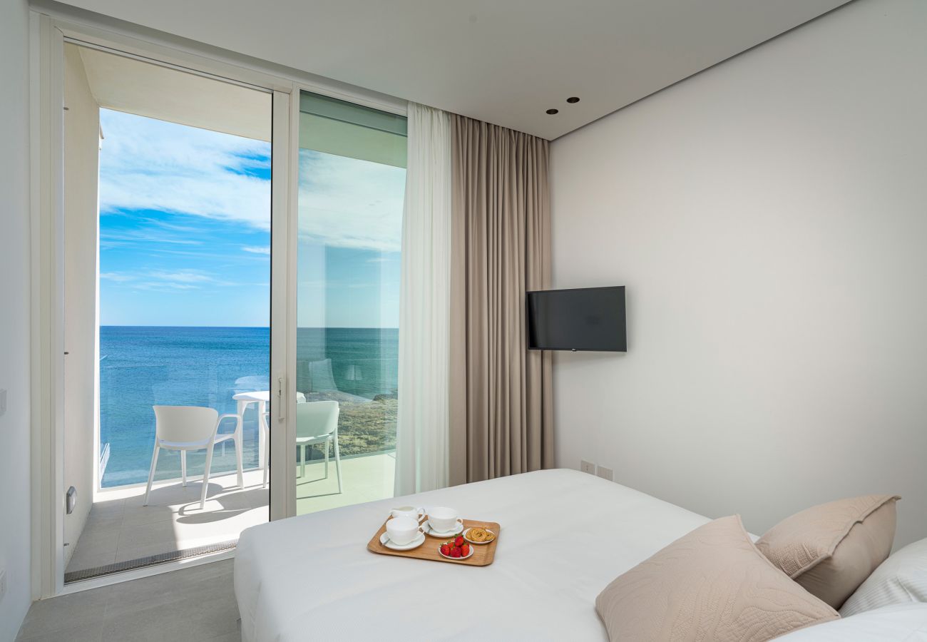 Villa a Noto - Villa di lusso con piscina fronte mare a Lido di Noto