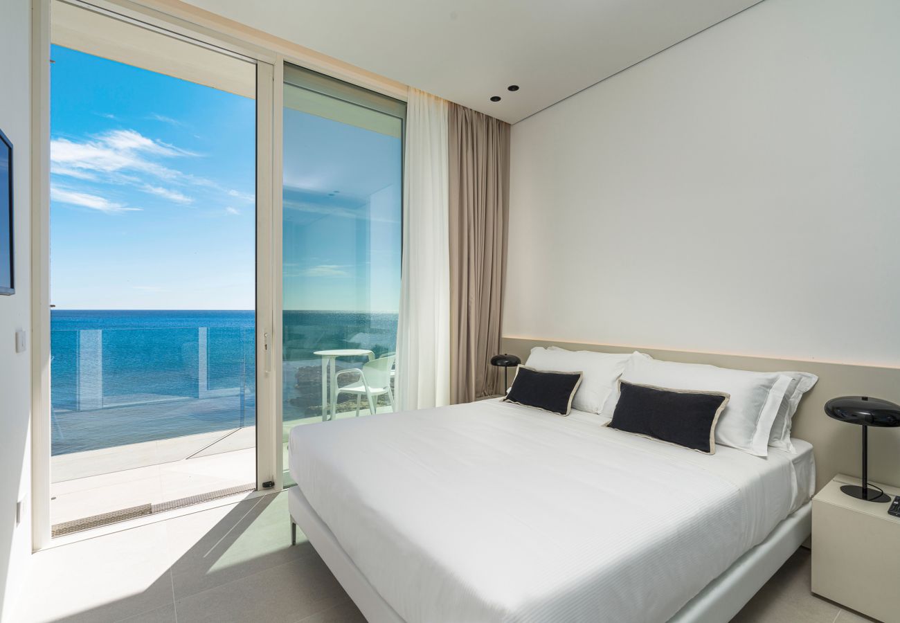 Villa a Noto - Villa di lusso con piscina fronte mare a Lido di Noto