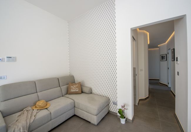 Villa a Amalfi - Villa Donna Rachele - Jacuzzi Vista Mare e Parcheggio Gratuito Villa a Amalfi - Villa Donna Rachele - Jacuzzi Vista Mare e Parcheggio Gratuito