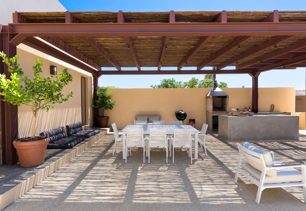 Villa a Marina di Modica - Villa con piscina, sul mare a Marina di Modica