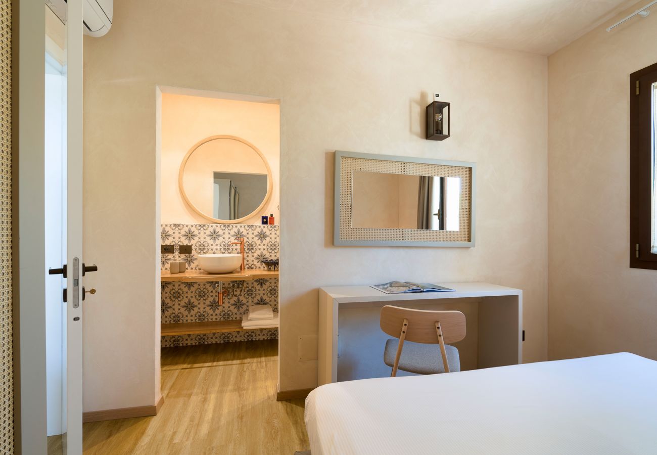 Villa a Marina di Modica - Villa con piscina, sul mare a Marina di Modica