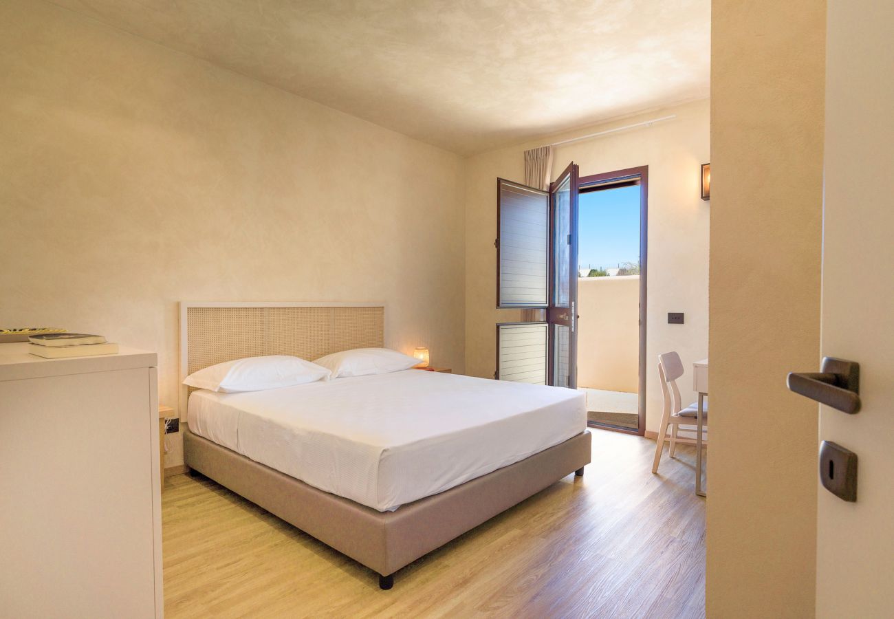 Villa a Marina di Modica - Villa con piscina, sul mare a Marina di Modica