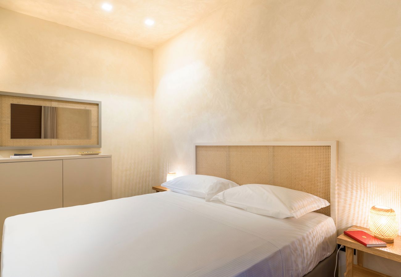 Villa a Marina di Modica - Villa con piscina, sul mare a Marina di Modica