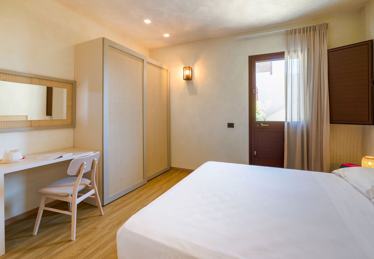 Villa a Marina di Modica - Villa con piscina, sul mare a Marina di Modica