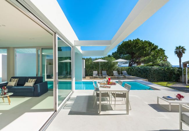 Villa a Siracusa - Villa con piscina  a pochi passi dal mare, Siracusa Villa a Siracusa - Villa con piscina  a pochi passi dal mare, Siracusa