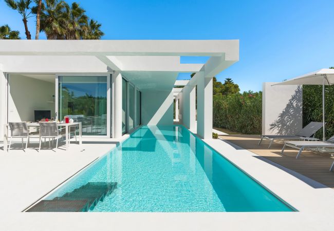 Villa a Siracusa - Villa con piscina  a pochi passi dal mare, Siracusa Villa a Siracusa - Villa con piscina  a pochi passi dal mare, Siracusa