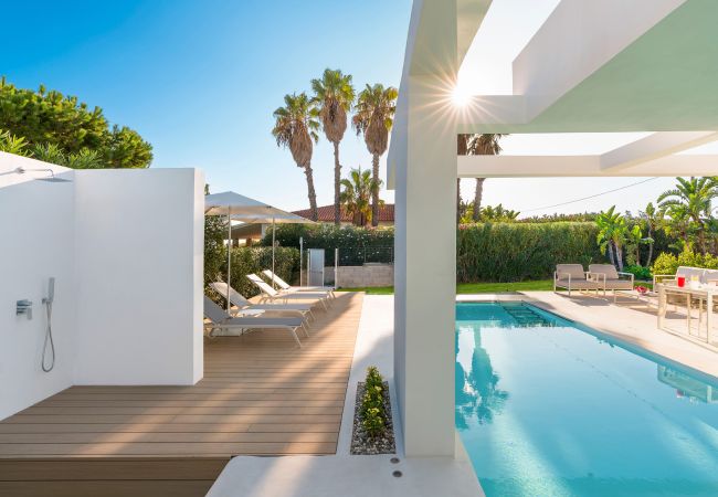 Villa a Siracusa - Villa con piscina  a pochi passi dal mare, Siracusa