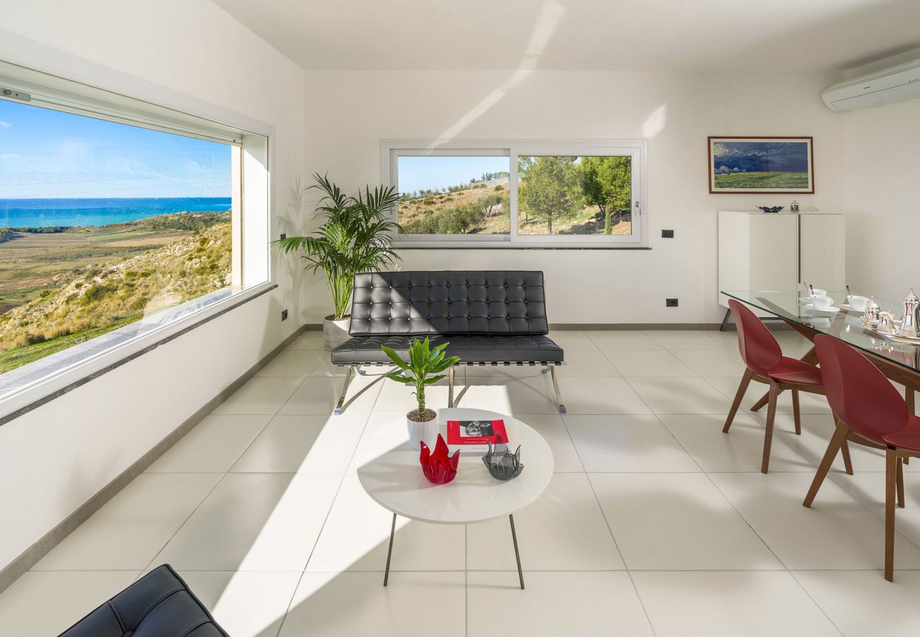Villa a Siculiana - Splendida villa con piscina e vista mare