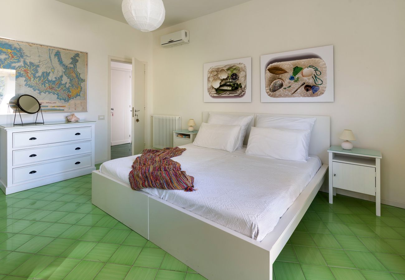 Villa a Augusta - Bellissima villa vista mare, con piscina