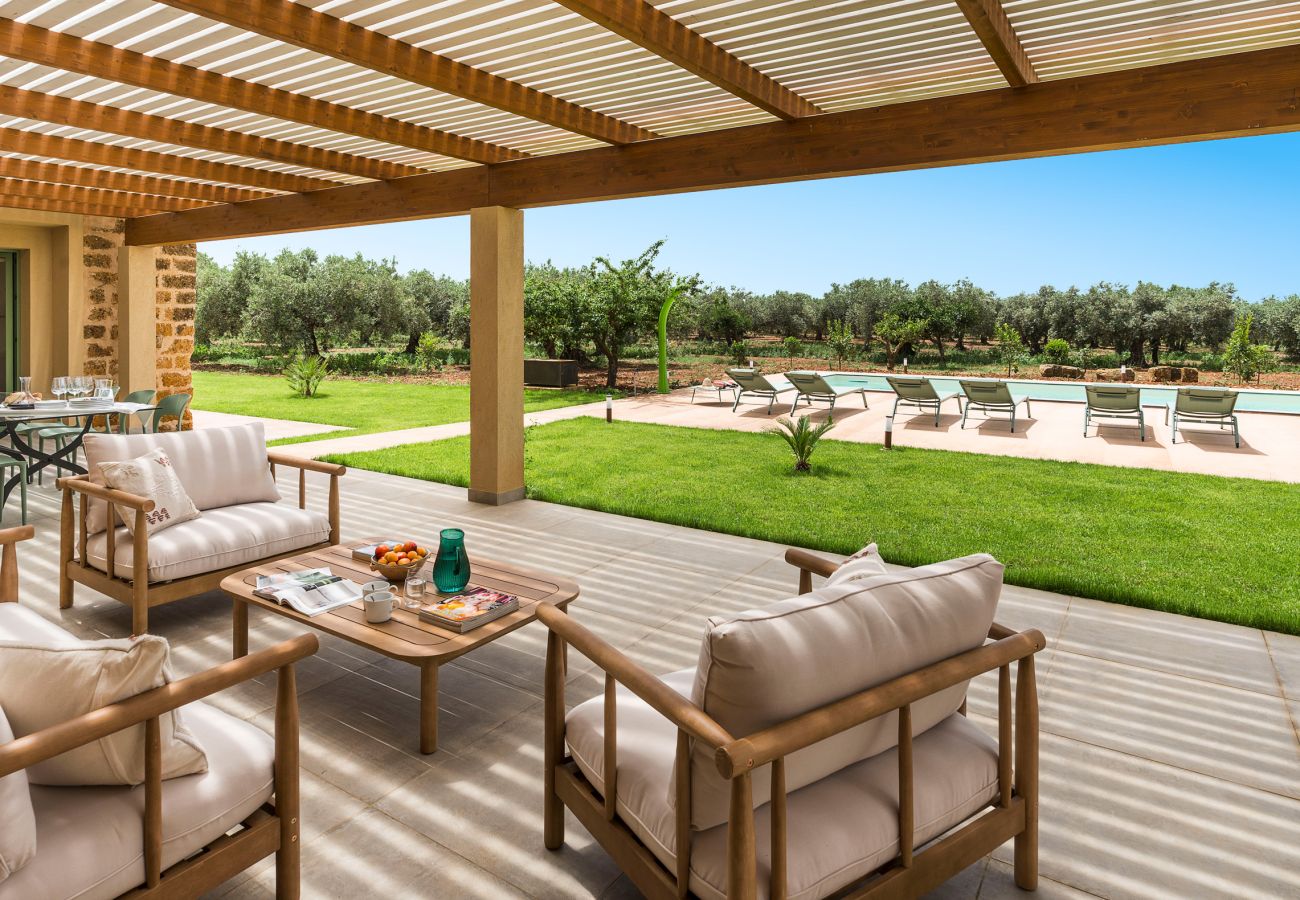 Villa a Menfi - Esclusiva villa di campagna con piscina a Menfi
