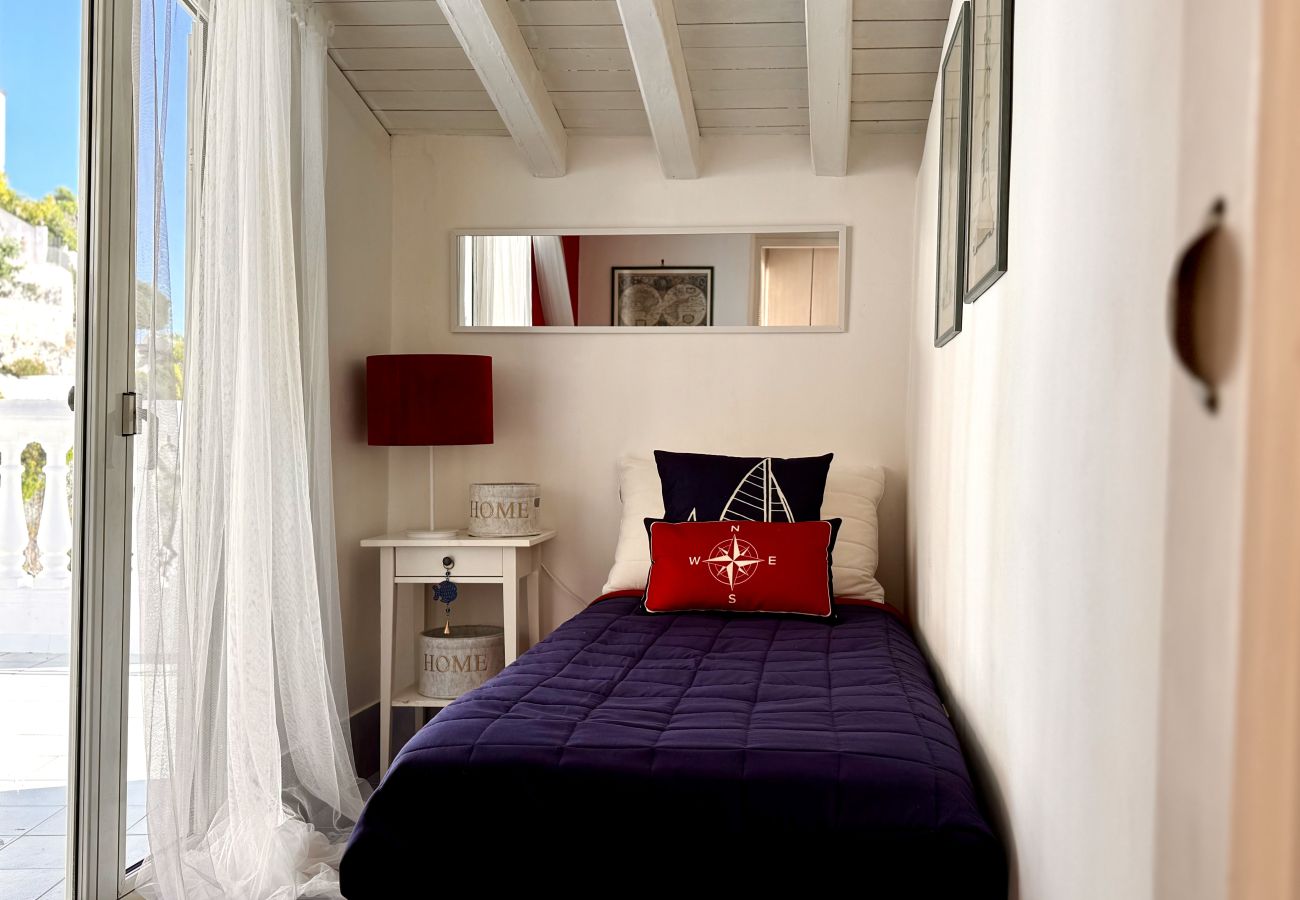 Appartamento a Sperlonga - Attico sul Mare – Scorci di Charme