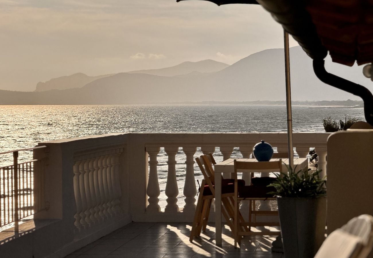 Appartamento a Sperlonga - Attico sul Mare – Scorci di Charme