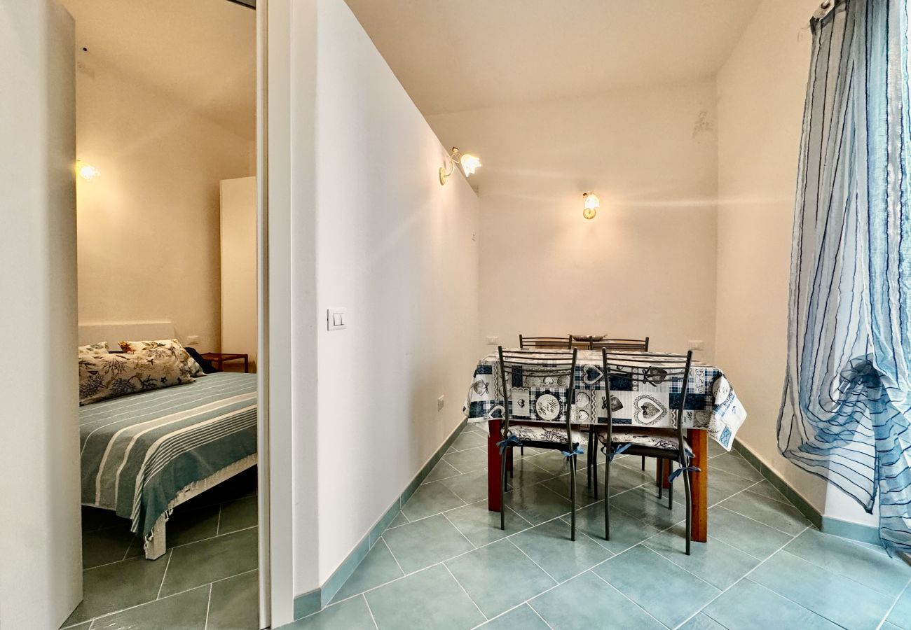 Appartamento a Sperlonga - Tipico biloclae nel centro 