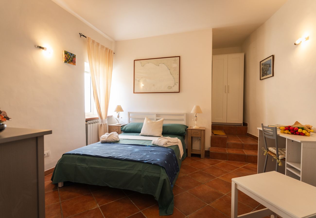 Appartamento a Sperlonga - Casa IDIA – Nei vicoli del centro storico, luminosa, comoda e autentica