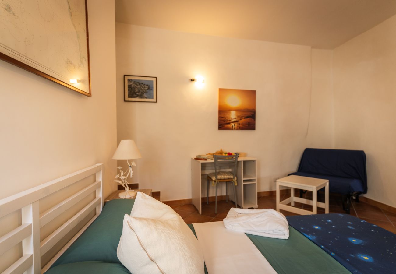 Appartamento a Sperlonga - Casa IDIA – Nei vicoli del centro storico, luminosa, comoda e autentica