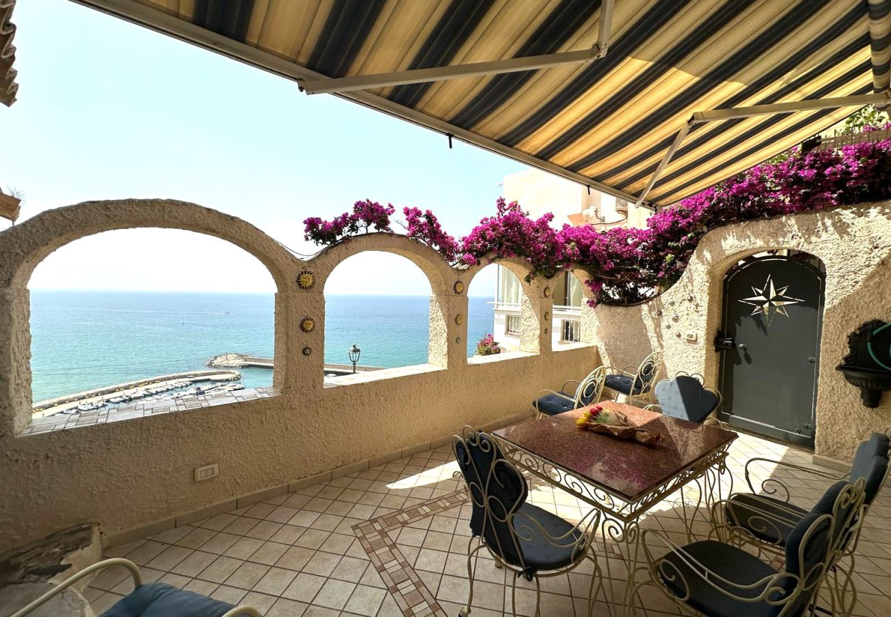 Appartamento a Sperlonga - Fantastico appartamento con Terrrazzo