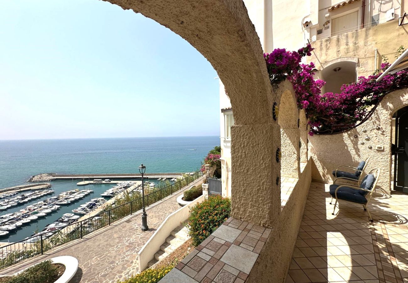 Appartamento a Sperlonga - Fantastico appartamento con Terrrazzo