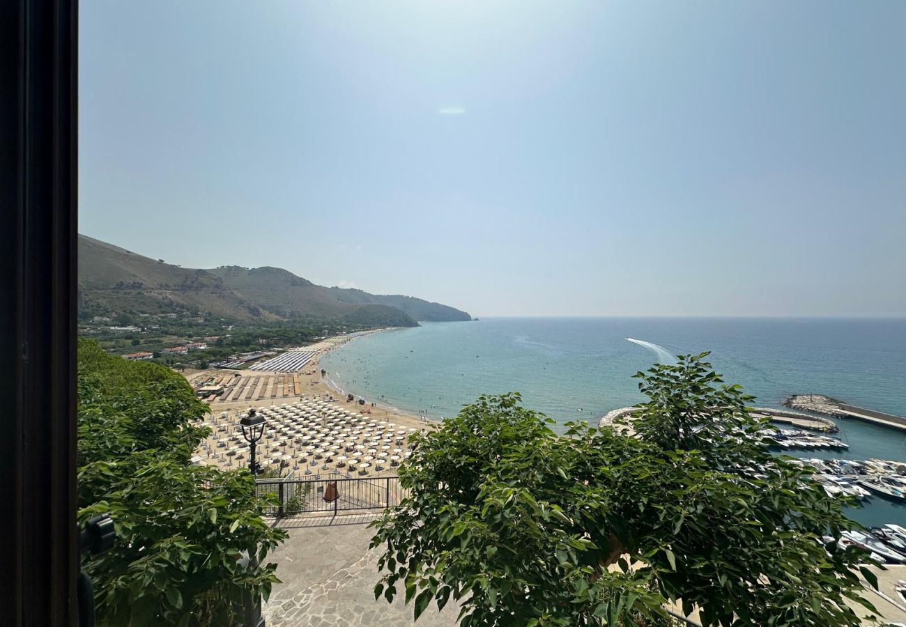Appartamento a Sperlonga - Fantastico appartamento con Terrrazzo