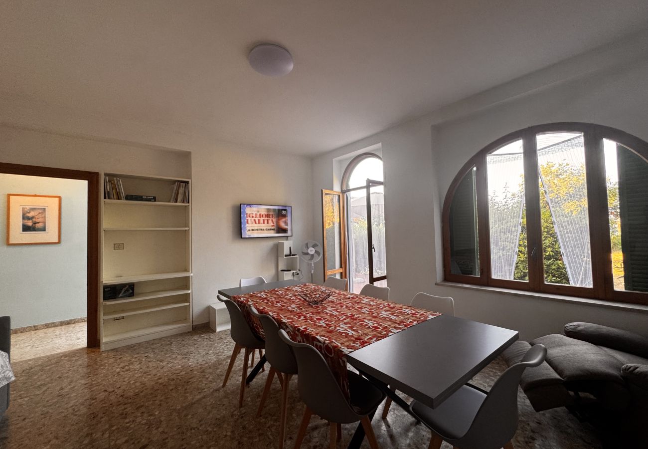 Appartamento a Sperlonga - Appartamento con accesso diretto al mare 