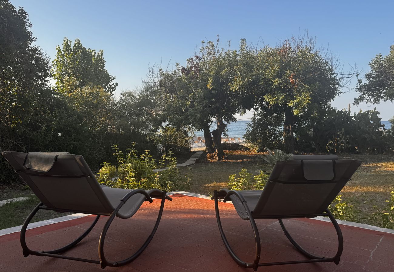 Appartamento a Sperlonga - Appartamento con accesso diretto al mare 